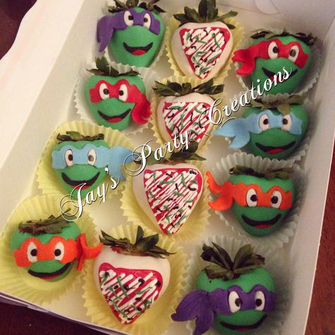 Ninja turtle themed chocolate covered strawberries   For ordering info  Jayspartycreations@hotmail.com Ninja Turtle Chocolate Covered Strawberries, Themed Chocolate Covered Strawberries, Chocolate Covered Strawberries Ideas, Covered Strawberries Ideas, Hot Chocolate Easy, Strawberries Ideas, Valentine Strawberries, Coconut Hot Chocolate, Strawberry Ideas