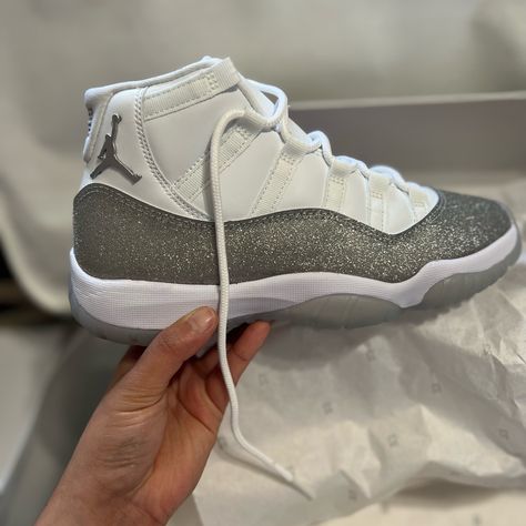 White Metallic Silver Still Brandnew It's Just Too Small For Me Still At Stockx At $449 Selling It For Low. Jordan 11 Shoes, Tenis Jordan, Fire Shoes, Jordan 11s, Pretty Sneakers, Trendy Shoes Sneakers, Pretty Shoes Sneakers, Jordan Shoes Retro, Custom Made Shoes