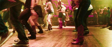 Footloose 2011 Footloose Movie, Footloose Dance, Footloose 2011, Country Bar, Star Gif, Country Strong, Newt Maze Runner, Country Dance, Dancing Gif