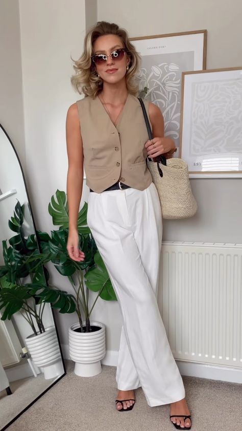 Waistcoat Work Outfit, Neutral Vest Outfit, Summer Waistcoat Outfit, Buttoned Vest Outfit, Waistcoat Outfit Women Summer, Button Down Vest Outfits For Women, Cream Waistcoat Outfit Women, Women’s Vest Top Outfit, Button Vest Outfits For Women