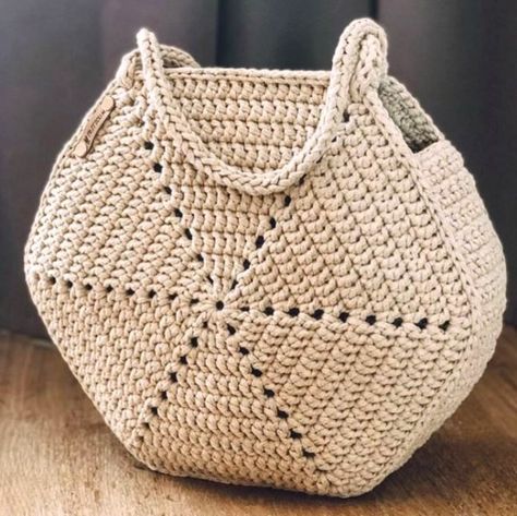 Free crochet bags patterns – marifu6a Purse Patterns Free, Free Crochet Bag, Crochet Bag Tutorials, Crochet Bag Pattern Free, Crochet Motif Patterns, Bag Pattern Free, Crochet Pouch, Crochet Hexagon, Crochet Handbags Patterns