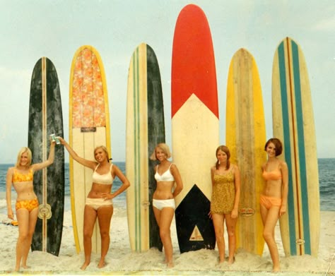 1960 girls surfing Alana Blanchard, Mavericks Surfing, Vintage Surfboards, Surf Aesthetic, Surf Vintage, Surfing Pictures, Surfing Photos, Retro Surf, Sup Yoga