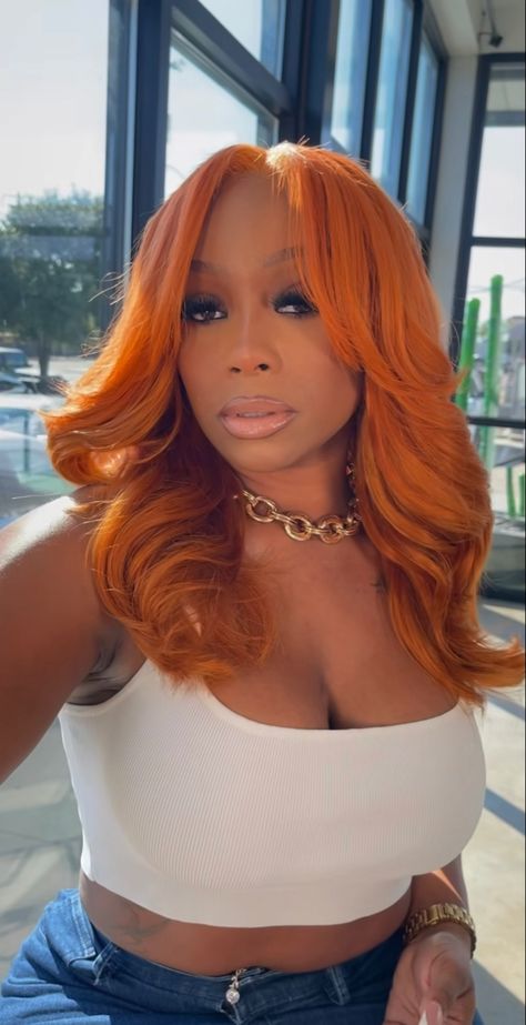 Short Ginger Wig Black Women, Sza Hair Ginger, Ginger Sew In Weave, Ginger Bob Black Women, Baddies Quotes, Ginger Wig, Hair Color For Dark Skin, Colored Weave, Ginger Hair Color