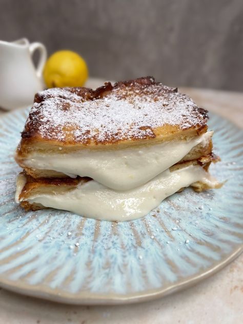 Lemon ricotta french toast — Truffle&Egg recipes High Protein Brunch, Lemon Ricotta French Toast, Gourmet French Toast, Ricotta French Toast, Ricotta Filling, Make French Toast, Lemon Ricotta, Afternoon Snack, Anime Uwu