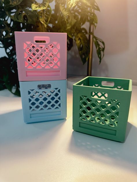 3d printed milk crates Dimensions:  3.25 x 3.25 x 3.25 Colors : Baby pink, light blue and green 3d Printed Home Organization, Mini 3d Printer Ideas, 3d Printed Office Accessories, Useful 3d Prints Products, Unique 3d Printing Ideas, 3d Printing Organization, 3d Print Organizer, 3d Printed Projects, Milk Crate Desk