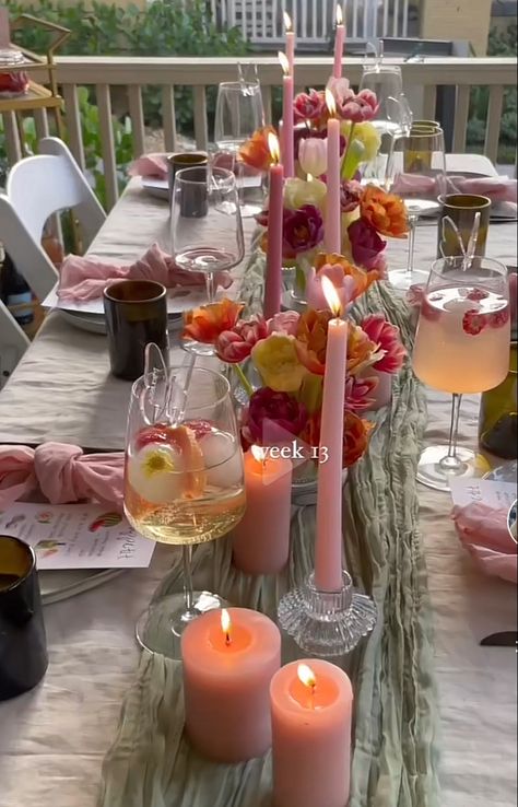 Kitchen Dinner Ideas, Table Decorations Dinner, Party Dinner Ideas, Dinner Ideas For Family, Backyard Dinner Party, Dinner Party Table Settings, Back Drops, Picnic Birthday Party, Birthday Party Background