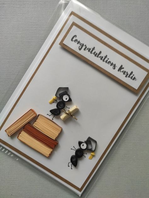 Quilling Graduation, Congratulation Card, Pet Parade, Paper Quilling Patterns, Hand Made Greeting Cards, Quilling Patterns, Favorite Animals, Making Greeting Cards, Quilling Designs