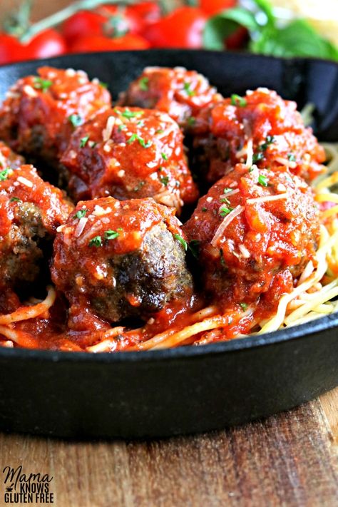 Gluten-Free Meatballs {Dairy-Free Option} - Mama Knows Gluten Free Dairy Free Meatballs, Mama Knows Gluten Free, Baked Italian Meatballs, Gluten Free Recipes Appetizers, Gluten Free Meatballs, Meatball Dinner, Dairy Free Pasta, Cooking Mama, Gluten Free Appetizers