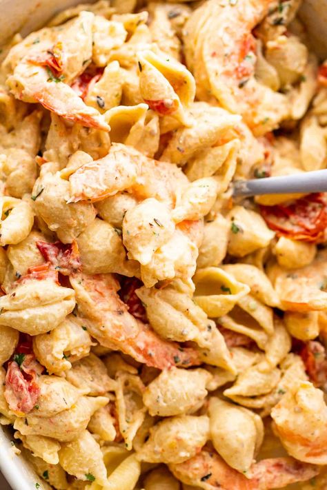 Baked Cream Cheese Pasta with Shrimp is a meal you won’t want to miss! Roasted ripe cherry tomatoes and fresh garlic are mixed with shrimp, pasta, and cream cheese in this easy baked pasta recipe. Creamy Pasta With Shrimp, Baked Cream Cheese Pasta, Pasta And Chicken Recipes, Cream Cheese Recipes Dinner, Shrimp Pasta Bake, Diethood Recipes, Baked Pasta Recipes Easy, Philadelphia Cream Cheese Recipes, Food Casseroles