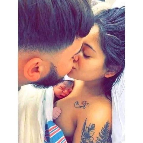 राधा कृष्ण वॉलपेपर, Couple Pregnancy Photoshoot, Image Couple, Couple Pics For Dp, Romantic Videos Couples, Best Poses For Men, Couples Images, Cute Couples Photos, Cute Couples Kissing