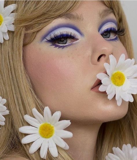 Jam Design, Editorial Make-up, Hippie Makeup, 60s Makeup, Model Tips, 70s Makeup, 80s Makeup, Drag Make-up, Jenner Makeup