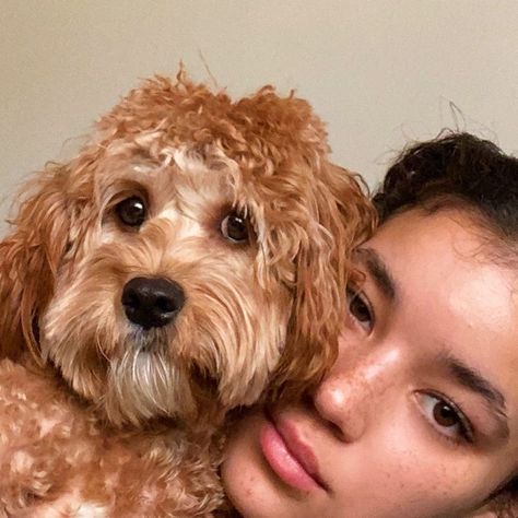 Tashi Rodriguez, Emily Corpse Bride, Cone Of Shame, Ig Girls, Dog Photograph, Photographs Ideas, Pretty Faces, Aesthetic People, Selfie Ideas Instagram