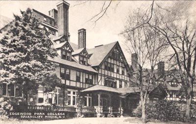 Hudson Valley Ruins: Briarcliff Lodge and The King’s College College Photo, Briarcliff Manor, Abandoned Homes, King's College, Old Mansions, Hudson River, Alma Mater, Abandoned Buildings, Abandoned Houses