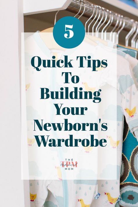 Newborns need a lot of things, but what clothes does a newborn really need? They grow so quickly - but they also make some big messes! Here are 5 quick tips for new parents to figure out what they will need for a perfect newborn wardrobe setup. Infant Wardrobe, Small Outfits, Newborn Wardrobe, Newborn Needs, Baby Registry Must Haves, Mom Life Quotes, Best Baby Gifts, Life Group, Preparing For Baby