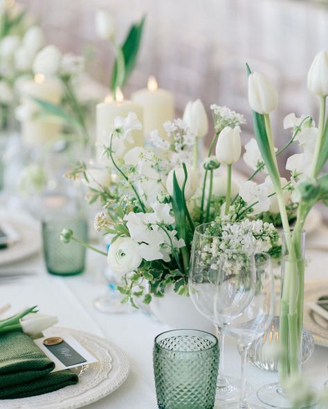 We’re keeping things cool today with some icy white spring wedding inspiration pictured by @sammytaylor.weddingphotography at the stunningly refurbished Orangery at @kewevents! We were appointed by fabulous wedding planner @louiseperryweddings who was looking after a couple with a long family history of both floristry and tulip growing - and who wanted to reflected their love of this beautiful flower throughout their wedding day. Following market visits and some lovely creative meetings we ... White Tulips Table Decor, Tulip Arrangement Wedding, Wedding Centerpieces Tulips, Wedding Flowers With Tulips, Tulip Wedding Theme, Tulip Centerpieces Wedding, Tulip Wedding Decorations, Tulip Wedding Flowers, Tulip Table Decor