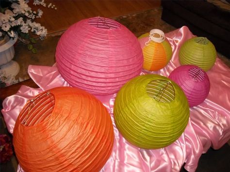 Instructions for a Round Paper Lantern Paper Lanterns Diy How To Make, Diy Paper Lanterns Wedding, Flying Paper Lanterns, Chinese Lanterns Diy, Diy Paper Lanterns, Lanterns Wedding, Paper Lanterns Wedding, Japanese Paper Lanterns, Paper Lantern Decor