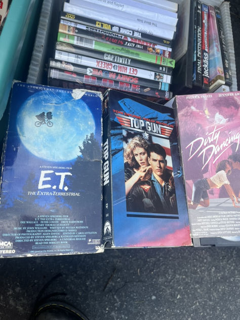 80s vhs aesthetic movie stranger things goonies tv show series movie film vintage cassette record vinyl album dirty dancing top gun tom cruise e.t. summer summertime aesthetic 80s Aesthetic Movies, 80s Movie Aesthetic, 80s Vhs Aesthetic, 80s Movies Aesthetic, Disco Bathroom, Movie Stranger Things, Summertime Aesthetic, Vhs Aesthetic, Aesthetic Movie