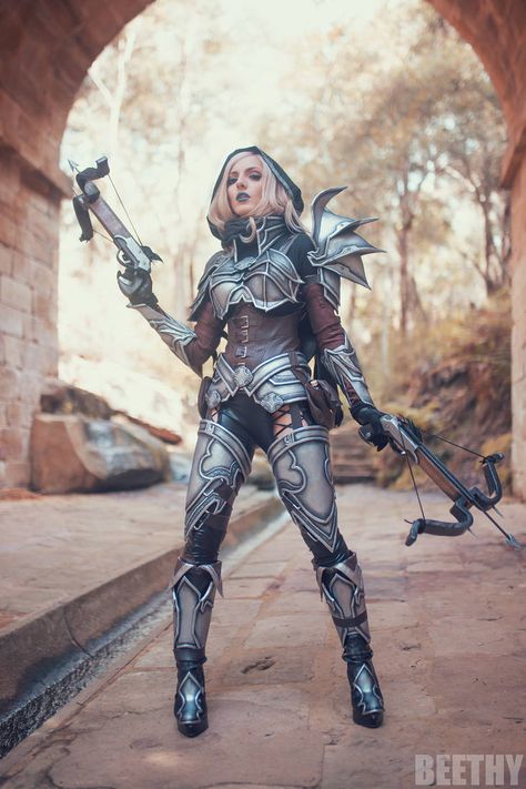 Diablo Cosplay, Ghost Recon, Demon Hunter, Dragon Quest, Amazing Cosplay, Fantasy Armor, Geek Girls, Red Dead Redemption, Cute Cosplay