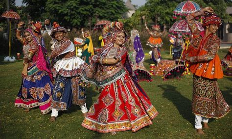 PHOTOS: Ahmedabad gears for Navaratri festival, practice Garba in ... Indian Classical Dancer, Garba Outfit, Garba Dance, Garba Dress, Festival Attire, Navratri Festival, India Clothes, Hindu Festivals, Traditional Dance