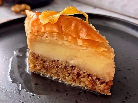 Filo Pastry Dessert, Filo Pastry Recipes, Baklava Recipe, Greek Sweets, Greek Desserts, Pastry Desserts, Pastry Recipes, Baklava, Iftar