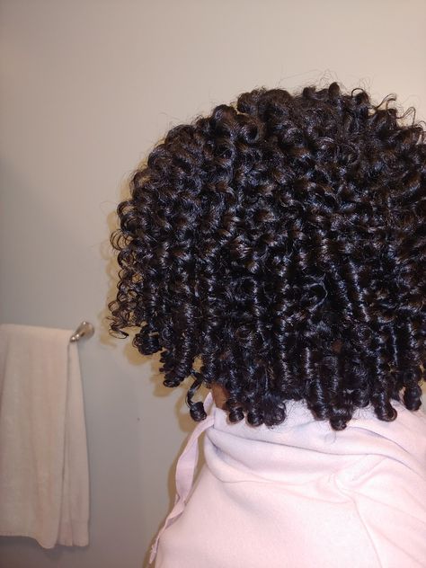 Nairobi wrap foam & castor oil flexi rod set on natural 4a hair Flexi Rods On Natural Hair, Flexi Rod Set, 4a Hair, Cute Natural Hairstyles, Flexi Rods, Big Curly Hair, Protective Hairstyles Braids, Beautiful Curly Hair, Natural Curls Hairstyles