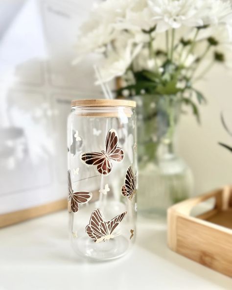 🌟✨ Exciting News! Our store is officially OPEN! ✨🌟 Say hello to our enchanting personalised glass tumblers featuring delicate butterflies! 🦋🌼 Add your name, a memorable date, or any special message to make it truly yours. These exquisite tumblers aren’t just beautiful, they’re a reflection of your unique style. 💫 Why blend in when you can stand out? Create your custom butterfly tumbler today and enjoy a touch of magic with every sip! 🍹💕 🛍️ Don’t miss out—head to our bio link to get your pe... Personalized Business Gifts, Personalised Tumbler, Butterfly Tumbler, Tea Tumbler, Vinyl Tumblers, Glass Tumblers, Personalized Glass, Just Beautiful, Glass Tumbler