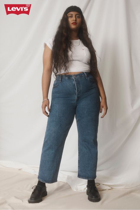 Levis Outfit, Effortless Outfit, Cute Comfy Outfits, Celebrity Outfits, Fashion Poses, Aesthetic Clothes, Aura, Plus Size Fashion, Plus Size Outfits