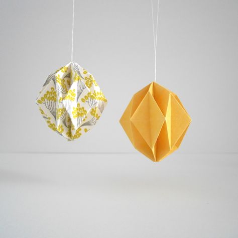 Origami Egg, Dollar Origami, Origami Ball, Dollar Bill Origami, Origami Bookmark, Origami Models, Cute Origami, Folding Origami, Origami Folding