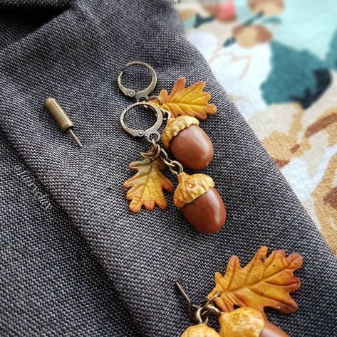 Polymer Clay Realistic, Clay Realistic, Acorn Jewelry, Acorn Earrings, Jewelry Polymer Clay, Halloween Clay, Food Birthday, Parcel Delivery, Polymer Clay Diy