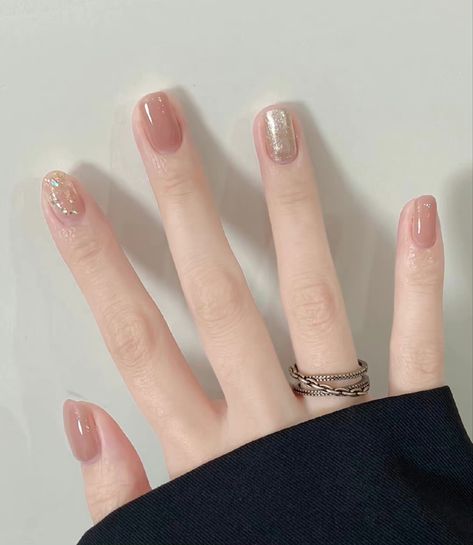 Gel Nails Minimalist, Elegant Touch Nails, Minimal Nails Art, Bridal Nail Art, Squoval Nails, Asian Nails, Subtle Nails, Beauty Nails Design, Simple Gel Nails