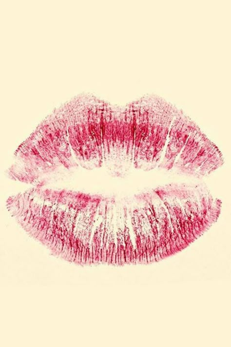 Pink Lip Aesthetic, Lip Print Tattoos, Pink Lip Scrub, Pink Lips Art, Avon Ideas, Pale Pink Lips, Bright Pink Lips, Pink Lips Makeup, Light Pink Lips