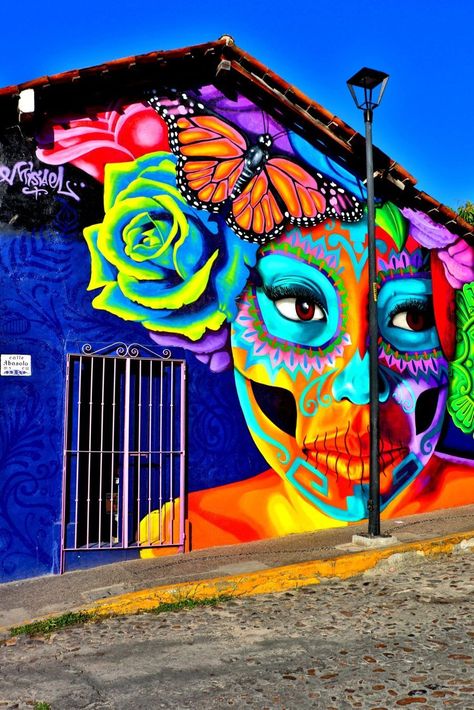 Mexican Art Mural, Mexico Street Art, Mexican Graffiti Art, Mexico Art Culture, Mexican Murals, Mexican Street Art, Mexico Culture Art, Mexico Painting, Street Art Painting