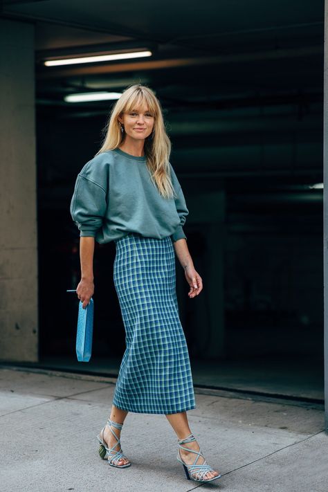 Me & My Instagram: Jeanette Madsen | sheerluxe.com Fun Work Pants, Rihanna Street Style, European Street Style, 2020 Street Style, Style Moodboard, Walking Down The Street, Nyc Street Style, 30s Fashion, School Clothes