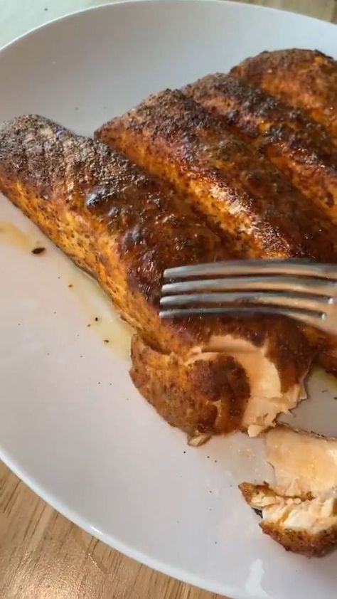 Pumpkin Creamer, Air Fryer Recipes Keto, Dinner Fall, Best Salmon Recipe, Easy Air Fryer Recipes, Best Salmon, Recipes Pumpkin, Muscle Mommy, Aesthetic Fit