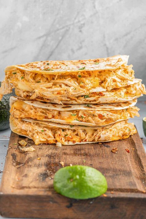 Shredded Chicken Quesadilla Recipe Easy, Hearty Appetizer, Buffalo Chicken Quesadilla, Quesadilla Recipes Easy, Shredded Buffalo Chicken, Chicken Quesadilla Recipe, Homemade Buffalo Sauce, Pan Fried Chicken, Shredded Chicken Recipes