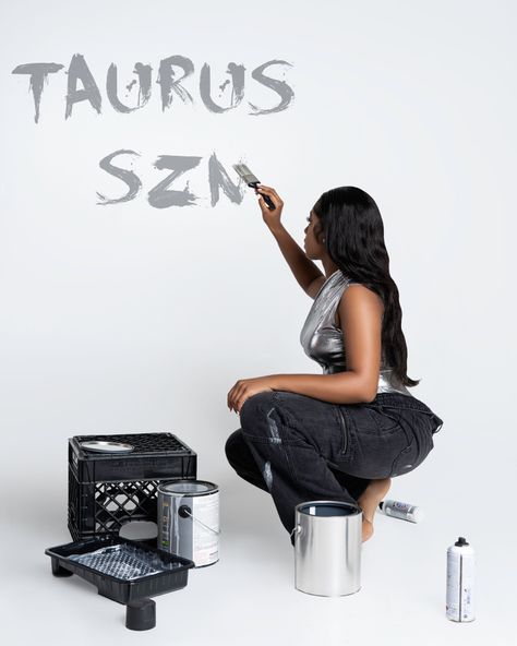 Photoshoot 17 Birthday, Silver Birthday Photoshoot Ideas, Taurus Szn Photoshoot, Aquarius Szn Photoshoot, Taurus Season Photoshoot, Capricorn Szn Photoshoot, 20th Birthday Photoshoot Ideas Aesthetic, Libra Szn Photoshoot, Silver Photoshoot Black Women