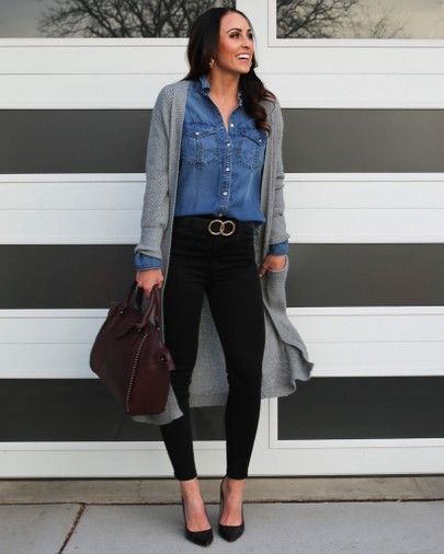 Gray Shirt Outfit, Looks Camisa Jeans, Outfits With Grey Cardigan, Preppy Winter Outfits, Black Pants Outfit, Preppy Winter, Cardigan Outfit, Camisa Jeans, Winter Pants