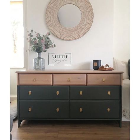 Ikea Pine Drawers Makeover in Green & White Washed Wood Pine Chest Of Drawers Makeover, Malm Upcycle, Pine Dresser Makeover, Chest Of Drawers Upcycle, Drawers Makeover, Chest Of Drawers Makeover, Upcycle Dresser, Pine Chest Of Drawers, Grey Drawers