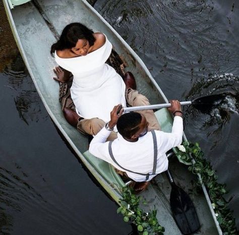 Engagement photos in a boat Better Partner, 1 Vs 1, Black Couple, Munaluchi Bride, Black Love Couples, Black Couples Goals, Black Families, Black Love Art, Photo Couple