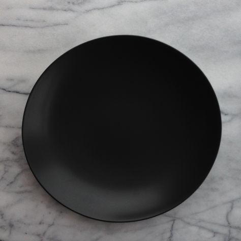 Matte black porcelain dinner plate Black Dinner, Black Porcelain, Moving Out, Dinner Plate, Dinner Plates, Matte Black, Porcelain, Film, Black