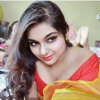 Pirya.singh (@piryasingh12906) • Instagram photos and videos Romantic Photos Couples, Red Bra, Romantic Photos, Christmas Scenes, Desi Girl, Girls Dp, Indian Beauty Saree, My Eyes, Desi