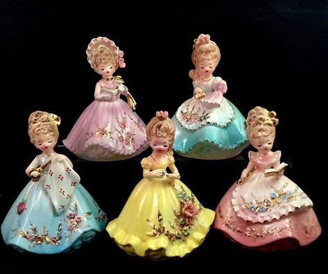 Josef Originals figurine Days of the Week girls - Sunday, Tuesday, Wednesday, Thursday, Saturday Josef Originals, Collectible China, Porcelain Vintage, Vintage Figurines, Better Late Than Never, Original Dolls, Cabin Ideas, Days Of The Week, Cross Stitch Animals