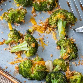 Baked Broccoli and Cheese Baked Broccoli And Cheese, Broccoli And Cheese Recipe, Oven Roasted Broccoli, Vegetarian Side Dish Recipes, Cook Broccoli, Baked Broccoli, Roasted Broccoli Recipe, Chicken Shawarma Recipe, Shawarma Recipe