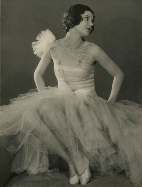 Gorgeous Photos of American Actress Marceline Day in the 1920s and ’30s ~ Vintage Everyday Billie Dove, Female Dancers, Silent Film Stars, Popular Actresses, Vintage Everyday, Silent Film, Classic Beauty, Baby Star, Tulle Dress