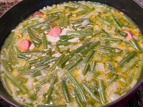 Potatoes In Slow Cooker, Recipes Sour Cream, Green Beans Bacon, Creamed Green Beans, Green Bean Soup, Green Beans Soup, Slow Cooker Green Beans, Beans Soup, Easy Green Beans