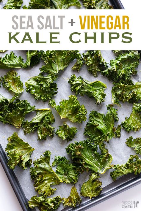 Sea Salt and Vinegar Kale Chips | gimmesomeoven.com #vegan #glutenfree Salad Kale, Salt And Vinegar, Kale Recipes, Potato Chip, Kale Chips, Eat Better, Think Food, Healthy Alternatives, Veggie Recipes