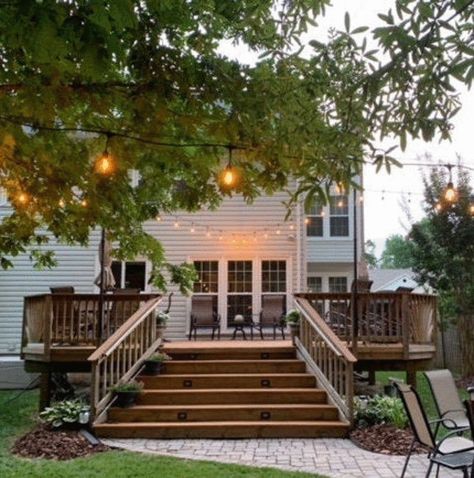 High Deck, Diy Garden Patio, Garden Patio Decor, Deck Steps, Patio Deck Designs, Pergola Design, Deck Designs Backyard, House Deck, Light Pole