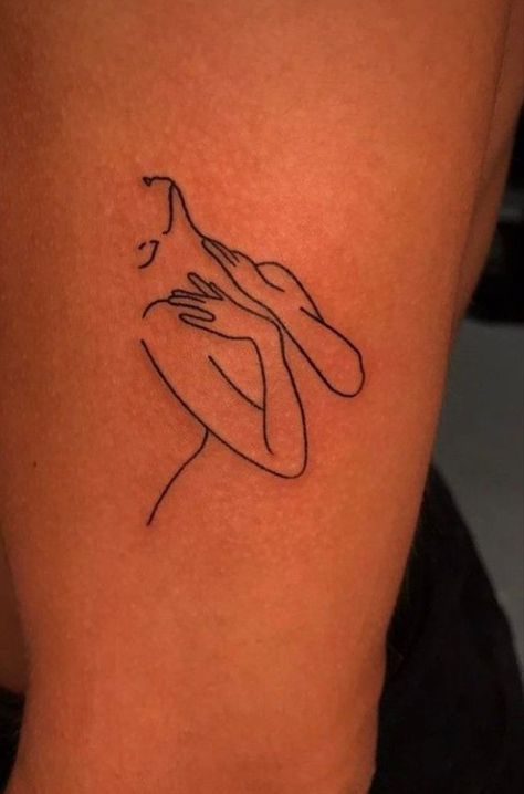 Silhouette Tattoos Woman Black, Minimalist Female Tattoo, Women Siloute Tattoo, Abstract Women Tattoo, Minimalist Aesthetic Tattoo Women, Silhouette Tattoo Woman, Name Spine Tattoo, Lady Outline Tattoo, Still Growing Tattoos For Women