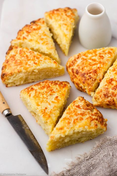 Easy Cheese Scones - Wholesome Patisserie Cheese Scones Easy, Cheese Scones Recipe, Cheesy Scones, Cheese And Chive Scones, Savory Scones Recipe, Cheese Scone Recipes, Easy Slice, Scones Recipe Easy, Scones Easy