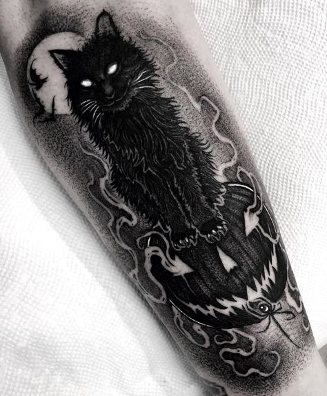 ryan murray on Instagram: “black cats and bats and ghosts, make most attractive hosts ☾  . . . . . #saniderm #sanidermproteam  #blackveiltattoo #blacktattooart…” Tatuaje Trash Polka, Halloween Tattoos Sleeve, Goth Tattoo, Black Cat Tattoos, Witch Tattoo, Scary Tattoos, Spooky Tattoos, Gothic Tattoo, Horror Tattoo